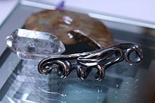 シルバーブローチ